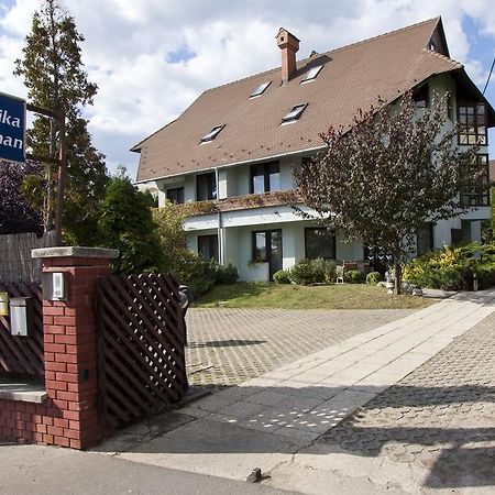 Dominika Apartman Hotel Budapest Bagian luar foto