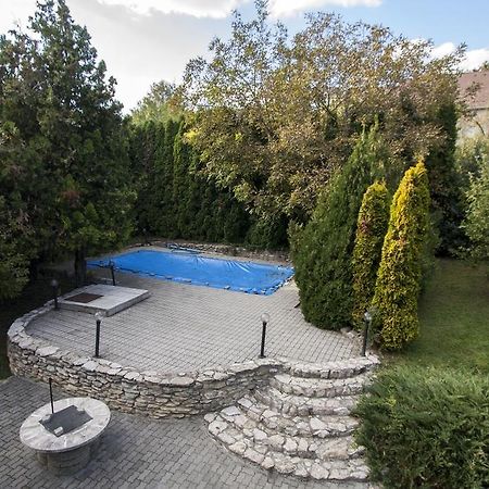 Dominika Apartman Hotel Budapest Bagian luar foto