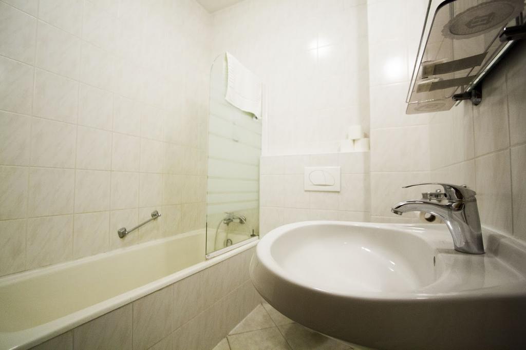 Dominika Apartman Hotel Budapest Bagian luar foto