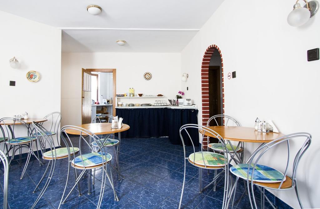 Dominika Apartman Hotel Budapest Bagian luar foto