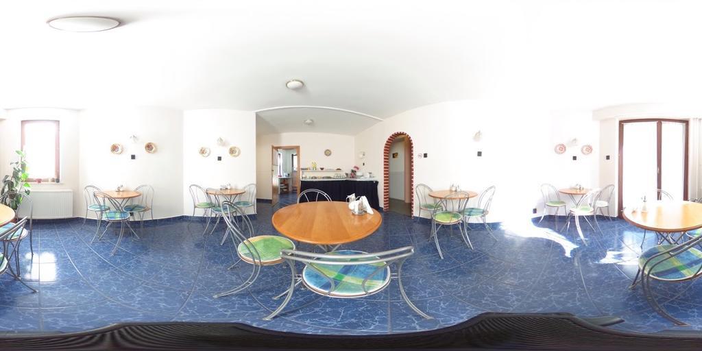 Dominika Apartman Hotel Budapest Bagian luar foto