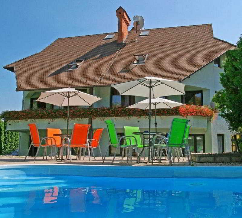 Dominika Apartman Hotel Budapest Bagian luar foto