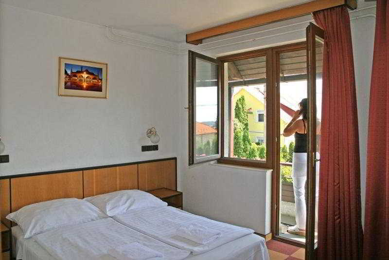 Dominika Apartman Hotel Budapest Bagian luar foto
